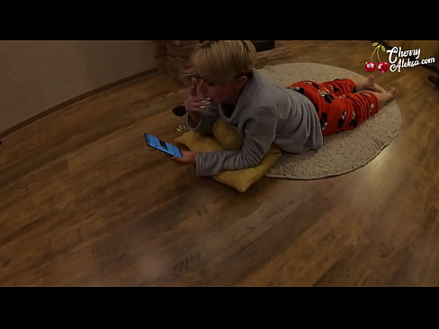 ❤️ Hullu blondiin imeb tohutut munni ja hüppab selle peal - anaalseksiga Pornovideo at et.com-porn-zog.ru ❤